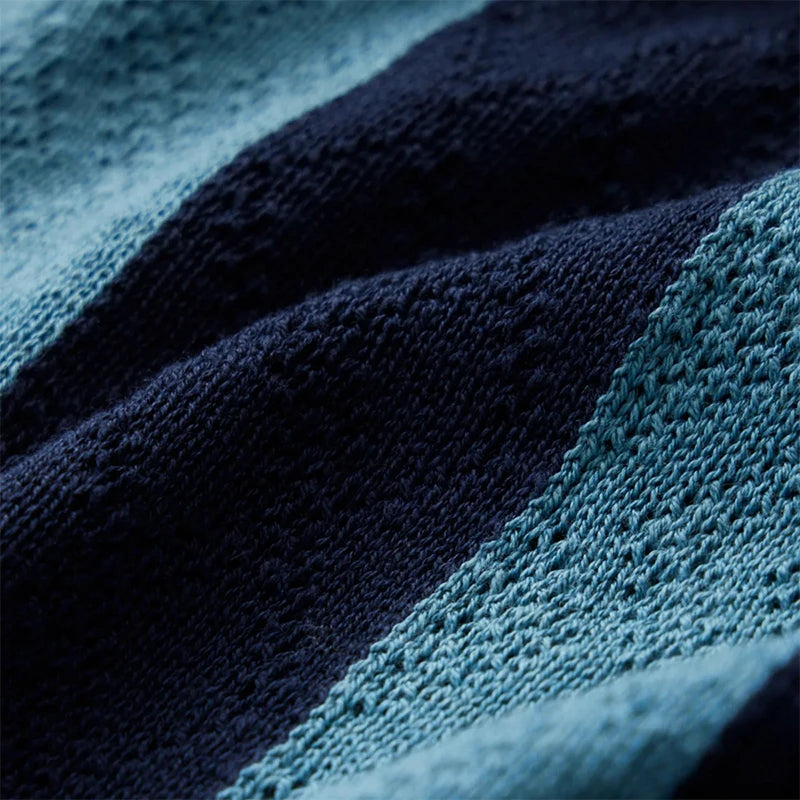 Cavetto Button-Up