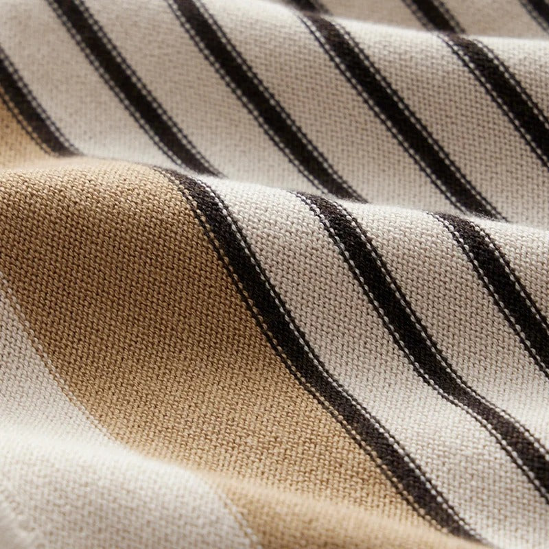 Cavetto Button-Up