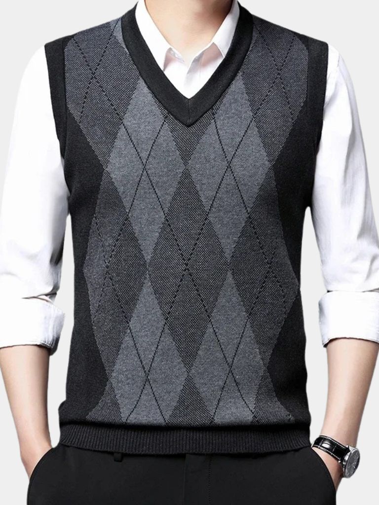Academic Essential Knit Vest - Fayymont Co